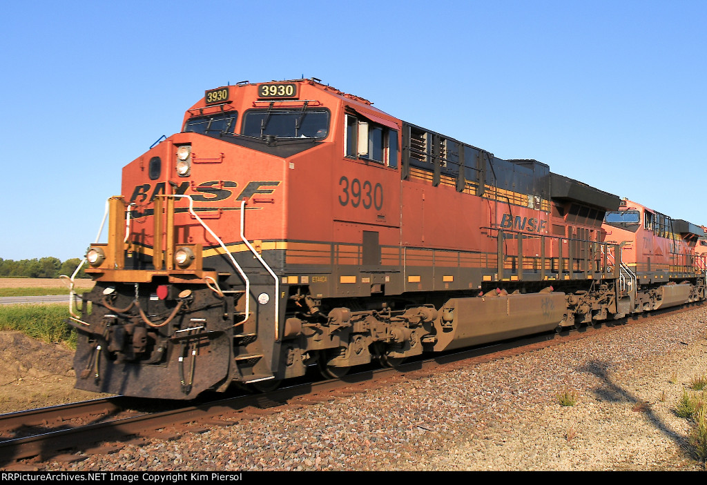 BNSF 3930